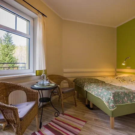 Dom Pod Koziolkami Bed and Breakfast 3*