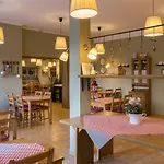 住宿加早餐酒店 Dom Pod Koziolkami 斯克拉斯卡波伦巴